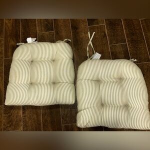 Tommy Bahama Striped Cushions